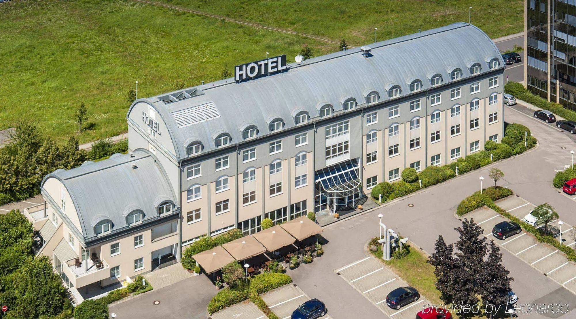 Sachsenpark-Hotel Lipsia Esterno foto