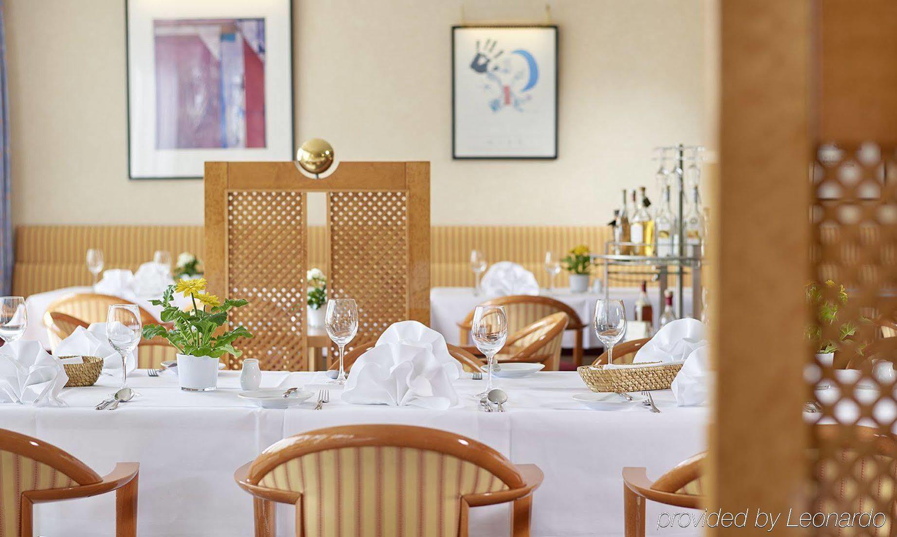 Sachsenpark-Hotel Lipsia Esterno foto