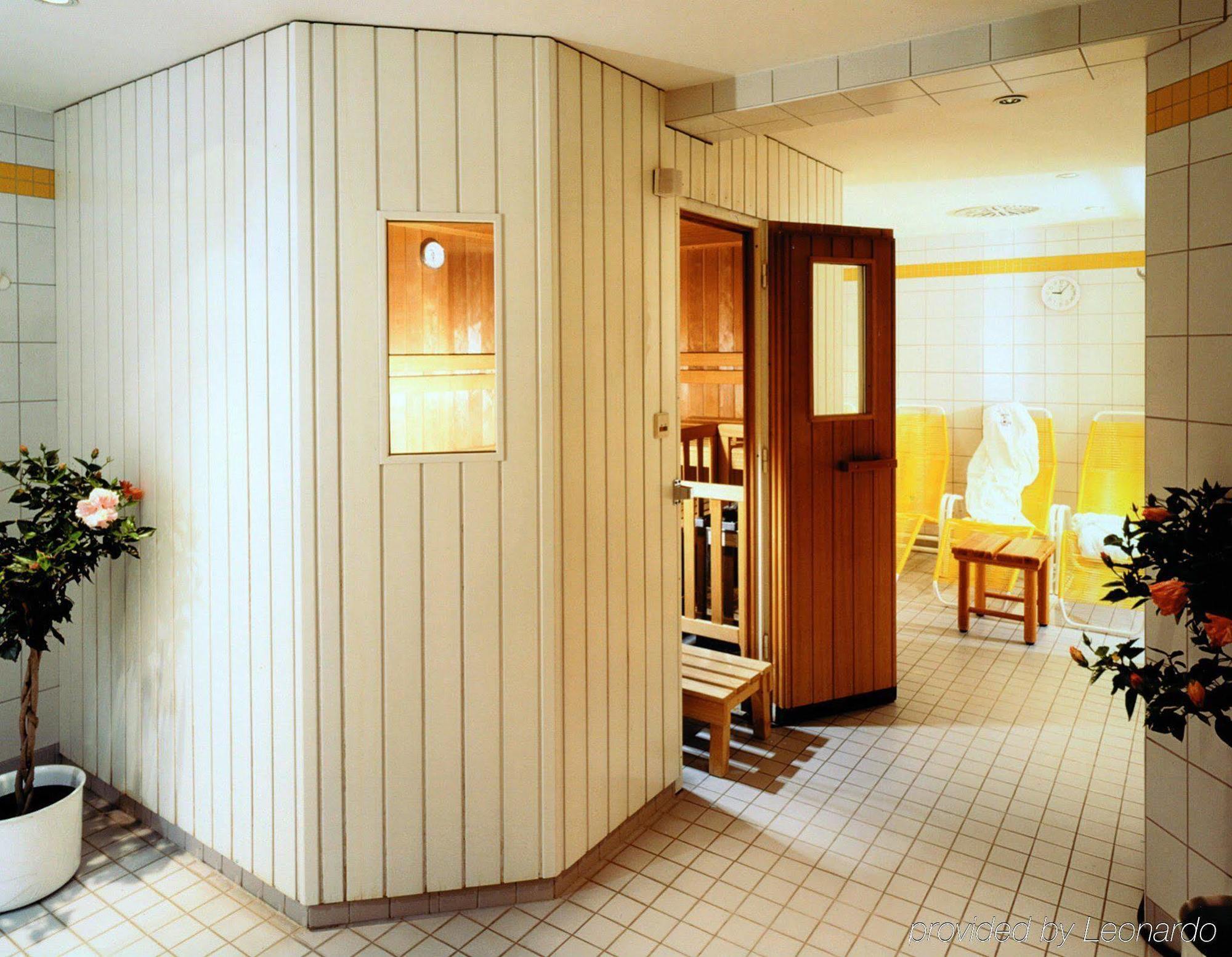 Sachsenpark-Hotel Lipsia Esterno foto